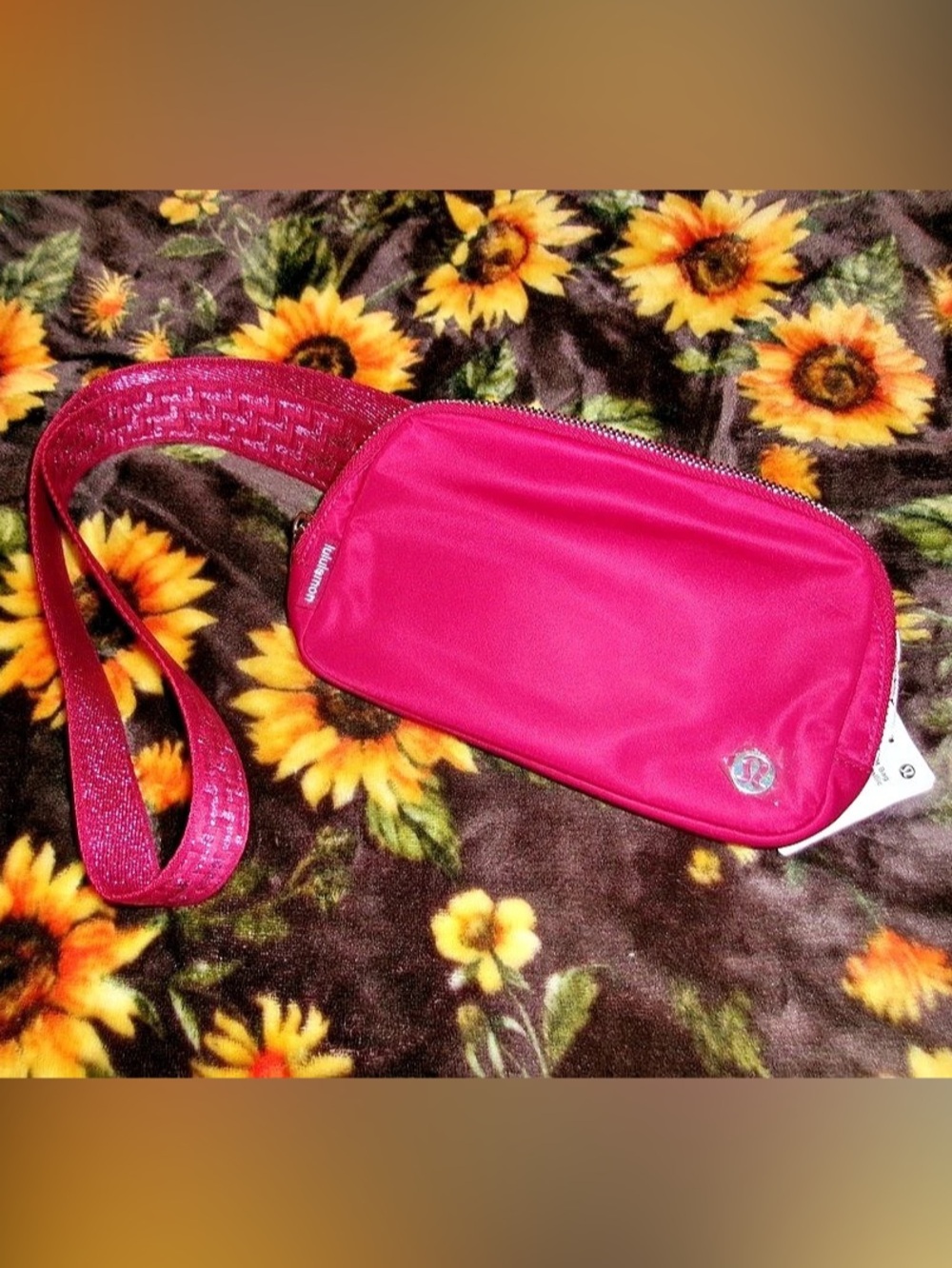 lululemon Everywhere Belt Bag *L Monogram Metallic Pink NWT